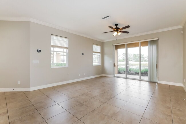 Photo - 11432 52nd Ct E