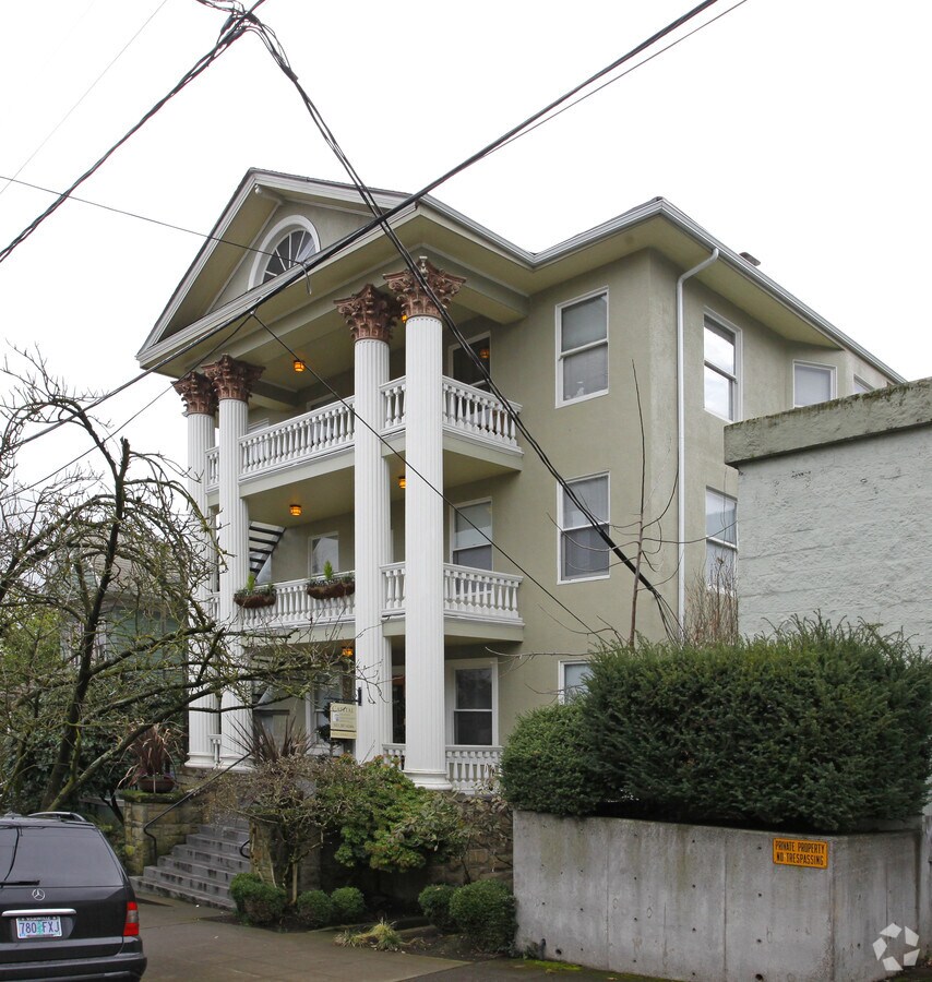 Photo - The Clifton Apartments