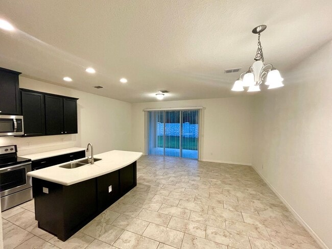 Photo - 3 Bedroom 2.5 Bath Town Home In Gated Mitchell Creek Community in Oviedo!