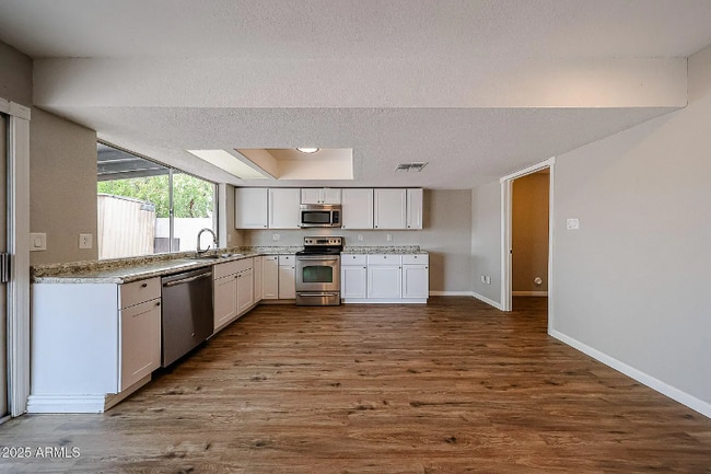 Photo - 3016 W Libby St