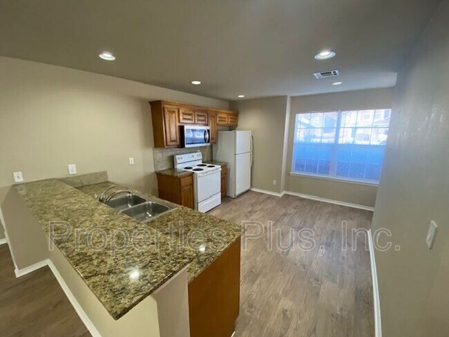 954 Pebble Brook