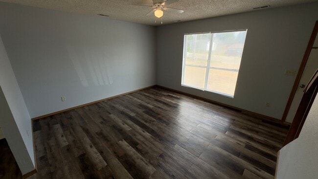 Photo - 4187 Sunset Dr Unit 4187 Sunset Dr Apt 2