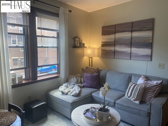 Photo - 70 Queensberry St Unit 24