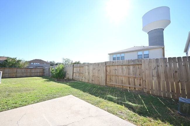 Photo - 9403 Coatsworth Dr