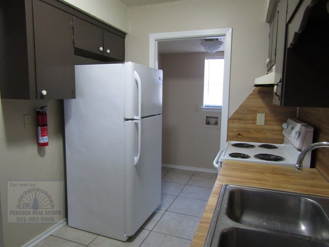 Photo - 622-622 S Oak St Unit 620