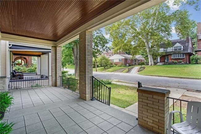 Photo - 1315 Denniston St