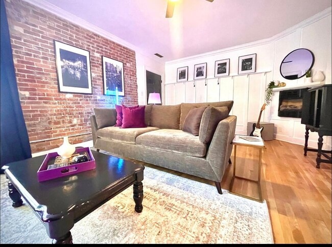 Photo - 411 N 7th St Unidad 1