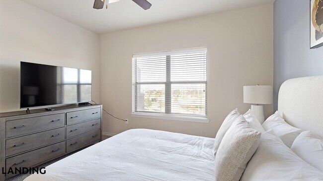 2155 Arkansas Ln Unit 1335
