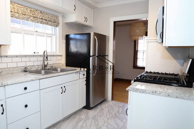 Photo - 3 Bedroom Single Family Home in SE Rochest...