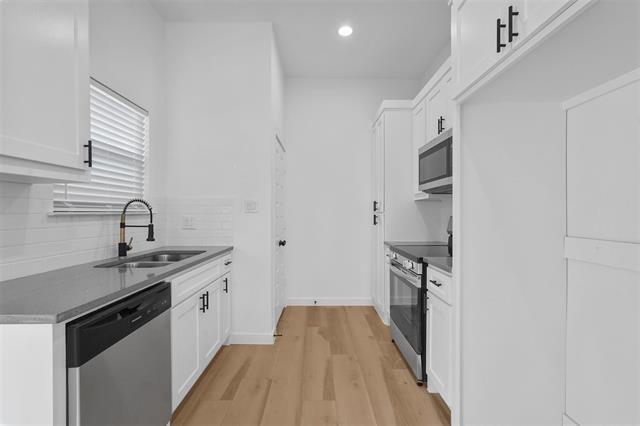 Photo - 2217 Sayle St