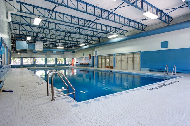 Photo - Canterbury Square