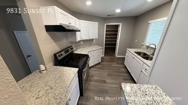 Photo - 9831 Sunset Pl