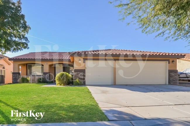 Building Photo - 989 Pearl Peak St