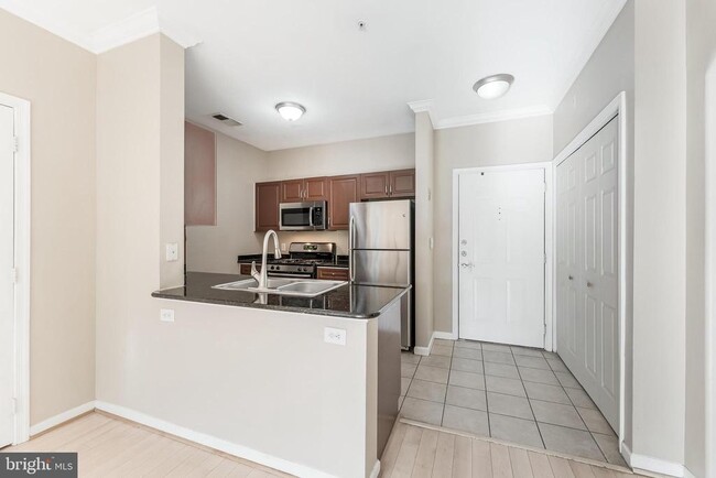 Photo - 12954 Centre Park Cir Unit 205
