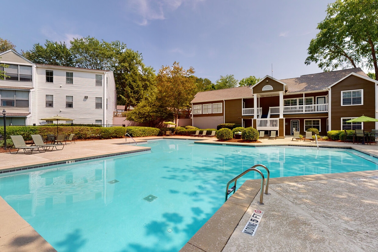 Photo - Greenhouse Apartments