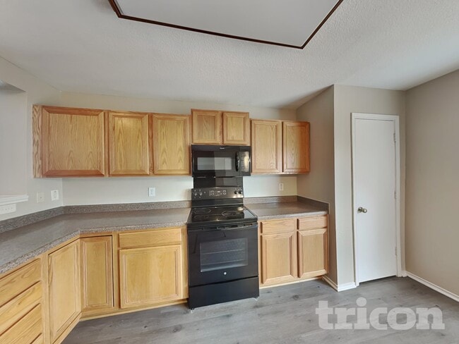 Photo - 7307 Circle Farm