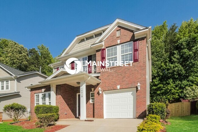 Photo - 4 Bedroom Pet-Friendly Home in Charlotte, NC with Main Street Renewal