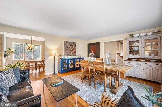 Photo - 13 Lopatcong Dr