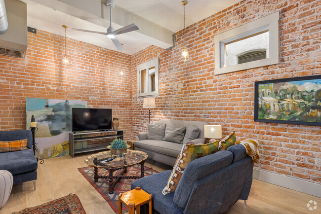 Building Photo - 343 S Scott Ave Rental