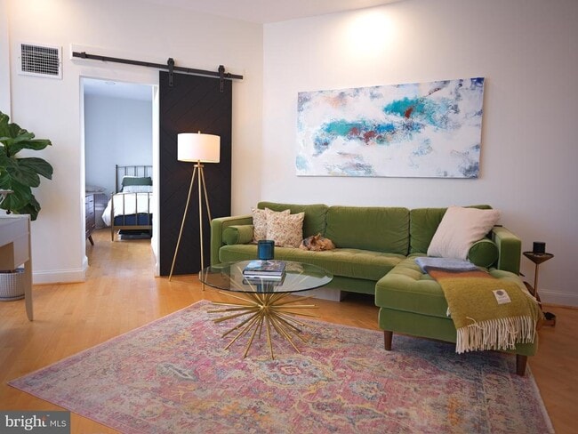 Building Photo - 1615 Q St NW Unit 601 Rental