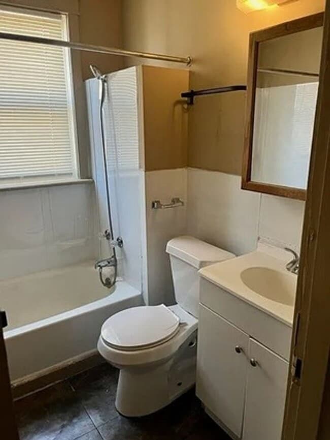 Building Photo - 6402 Idaho Ave Unit 6402A