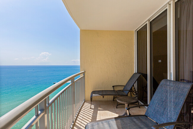 Photo - 17375 Collins Ave Condominio