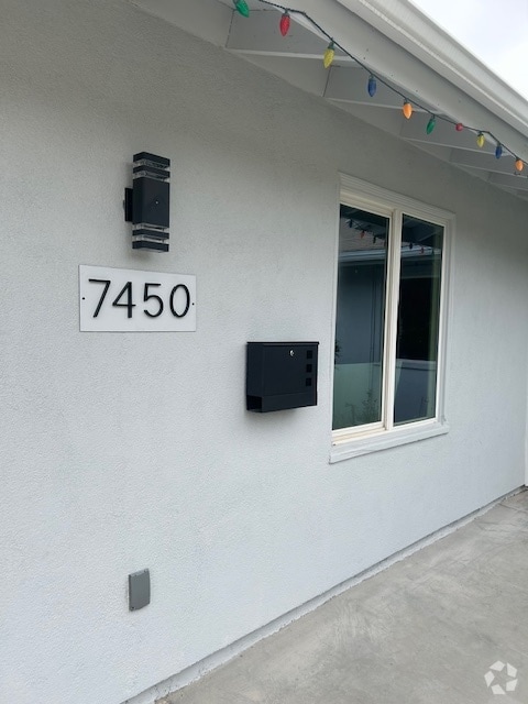 Building Photo - 7450 Ponce Ave Rental