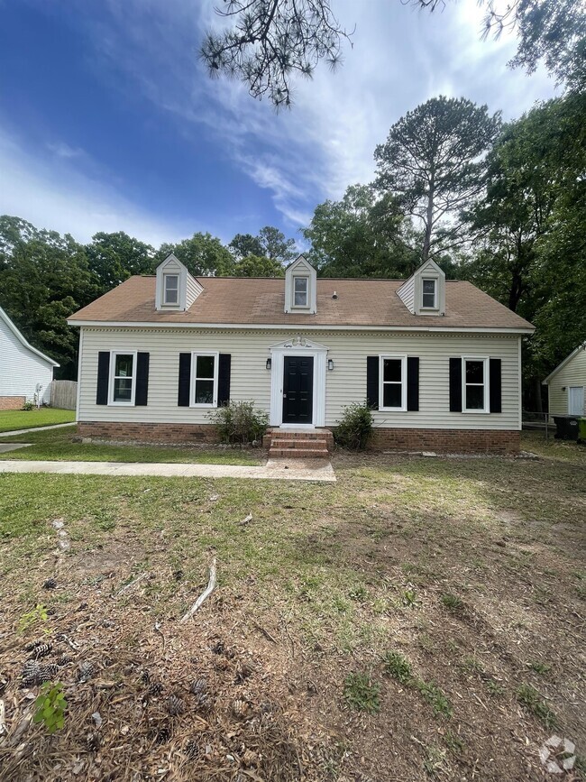 Building Photo - 84 Old Well Rd Rental