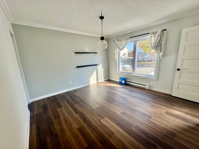 Photo - Spacious 7 Bedroom, 2.5 Bathroom Home