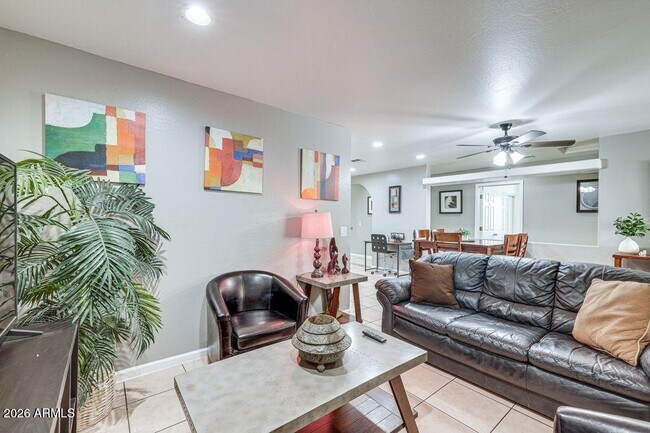 Photo - 2919 W Palm Ln