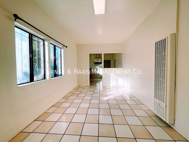 Photo - 1343 Walnut Ave