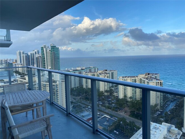 Photo - 4010 S Ocean Dr Apartment Unit R2603