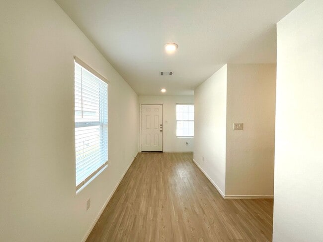 Photo - **APPLICATION RECEIVED** **MOVE IN SPECIAL** Beautiful 4BR/2BA Home with Fenced Yard & Garage!