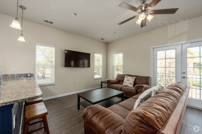 4x4 Townhouse 4BR, 4BA - 1,772SF - Living Room - Athens Commons- Student Housing