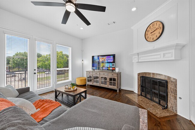 Photo - 1505 Wentworth St