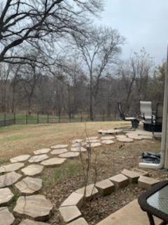 Private Backyard area for grilling and view of nature - 3901 Ringdove Way House