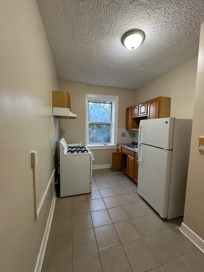 Building Photo - Hudson Crest - Cliffside Park Rental