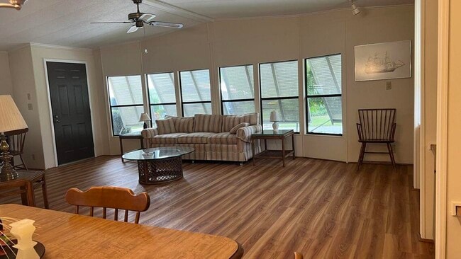 Photo - 7761 SE Shenandoah Dr