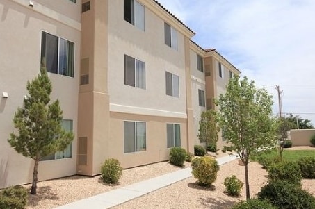 Photo - Mira Vista Villas Senior Living