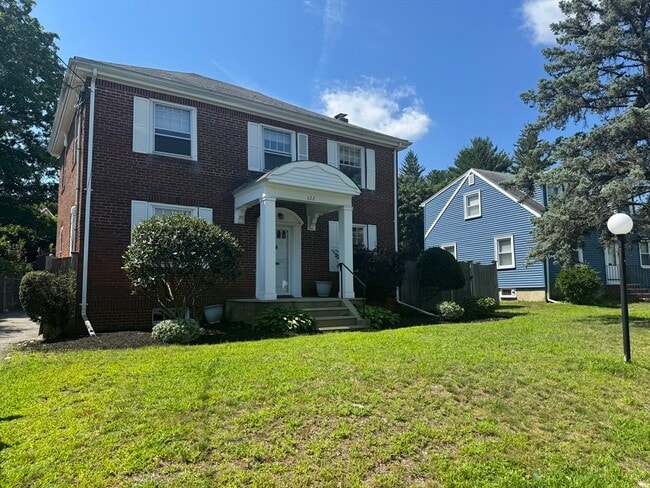 Photo - 322 Lowell St