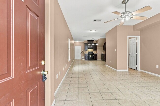 Photo - 1718 Roxella St Unit B