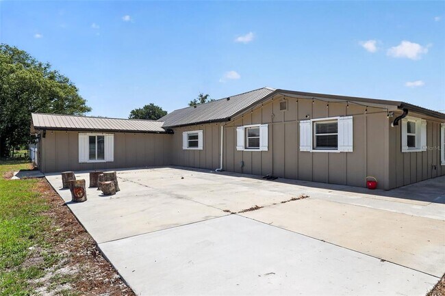 Photo - 3240 Apfel Rd