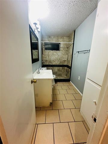 Photo - 3036 Albany Dr