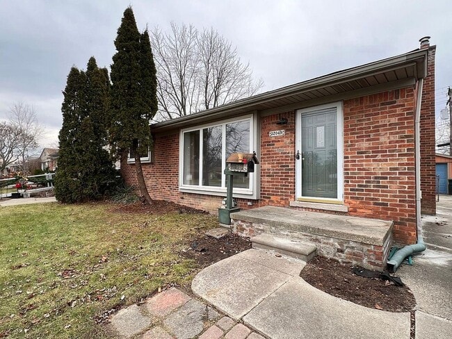 Photo - Move-In Ready 3 Bedroom, 1.5 Bathroom Home in Westland