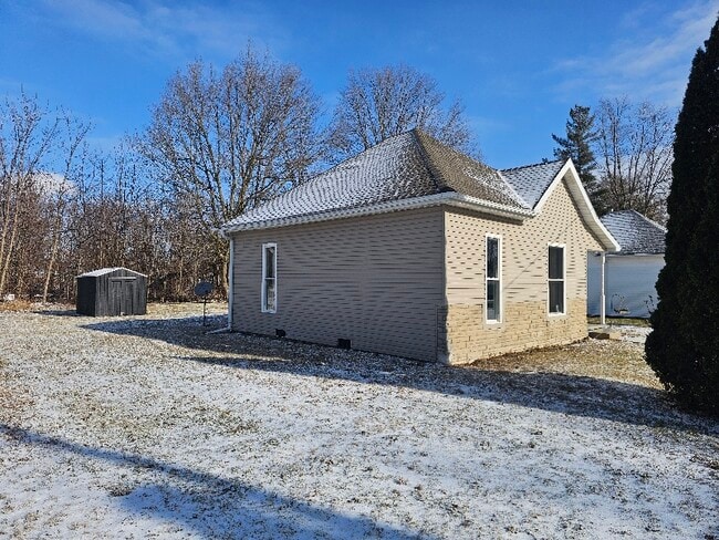 Photo - 307 W Clem St