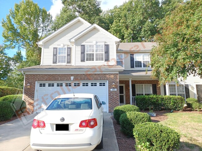 Building Photo - Luxury 4 BR 2-Car Garage Cul-de-Sac End Un... Rental