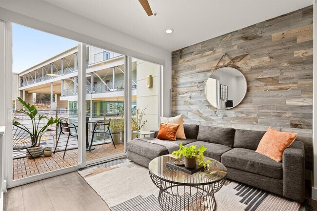 Photo - 604 N Bluff Dr Unit 215