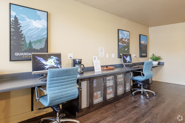Internet Cafe