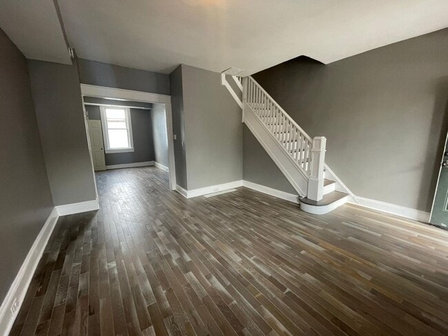 Photo - 3 Bedroom Home with Porch, Fenced Yard, and Water Included on Barclay Street