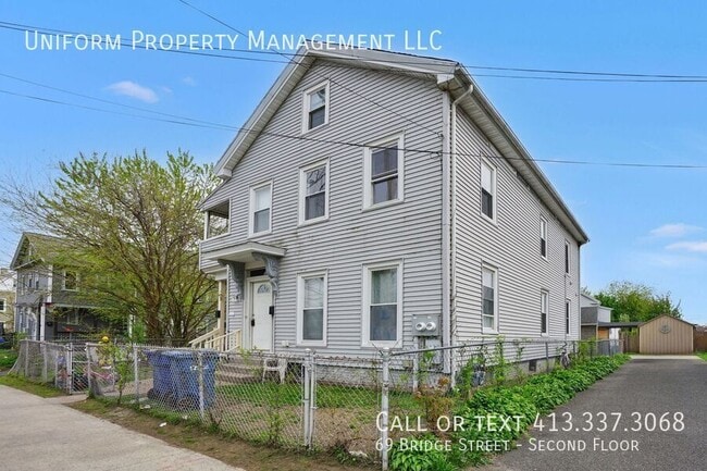 Building Photo - 69 Bridge St Unit Second Floor